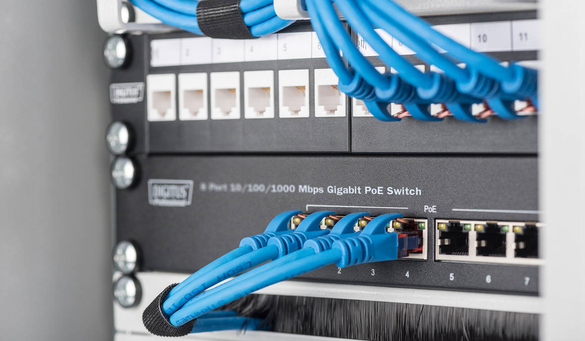 10 calowy Gigabit Ethernet PoE switch DIGITUS
